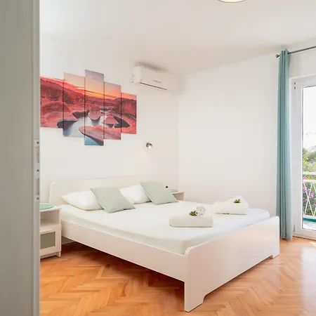 Apartments Lucic Hvar Town Exterior photo