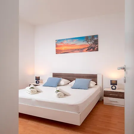 Apartments Lucic Hvar Town Exterior photo