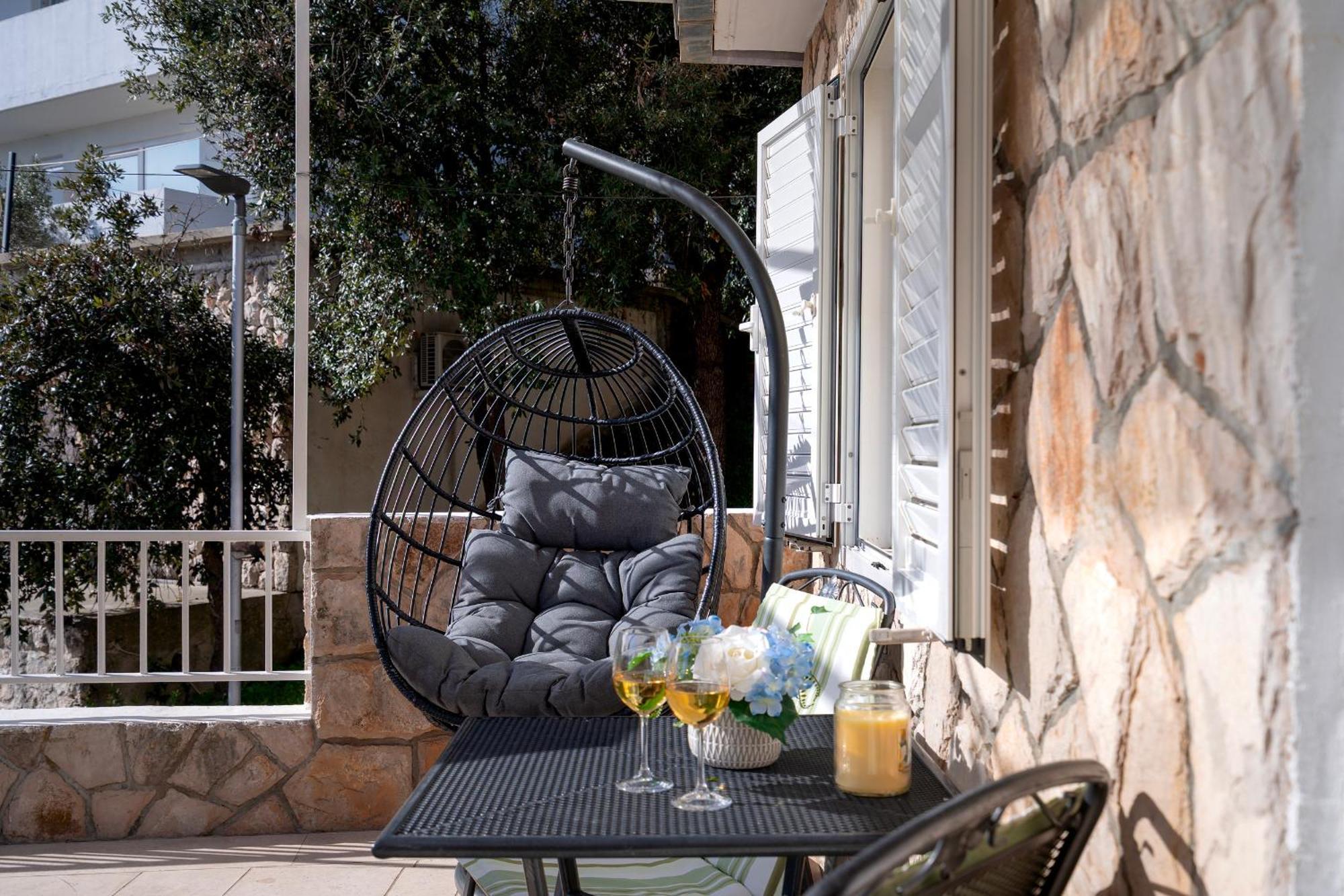 Lucic Apartment *