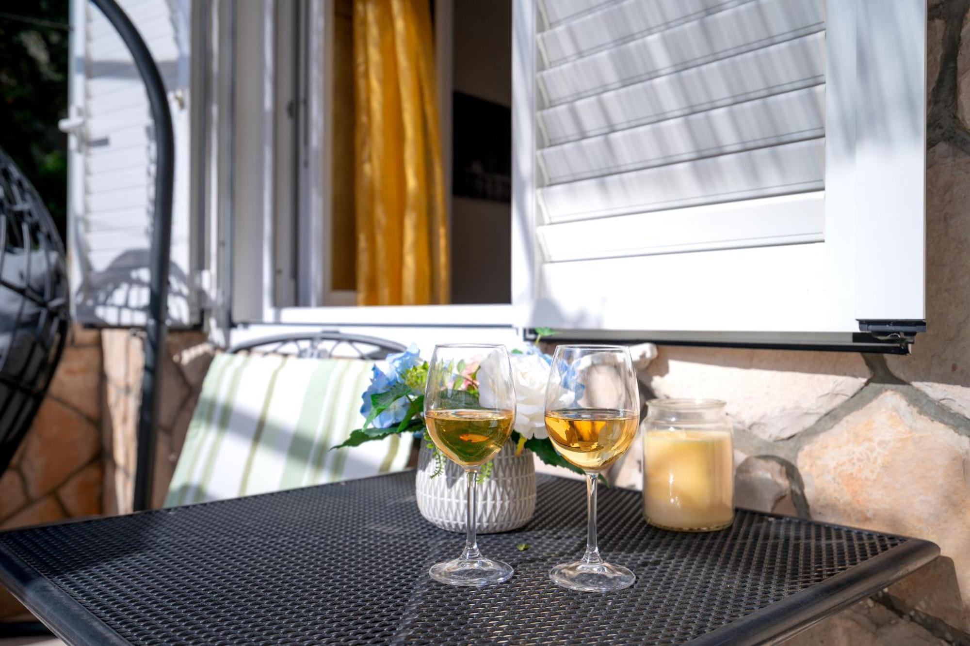 Apartament Lucic *