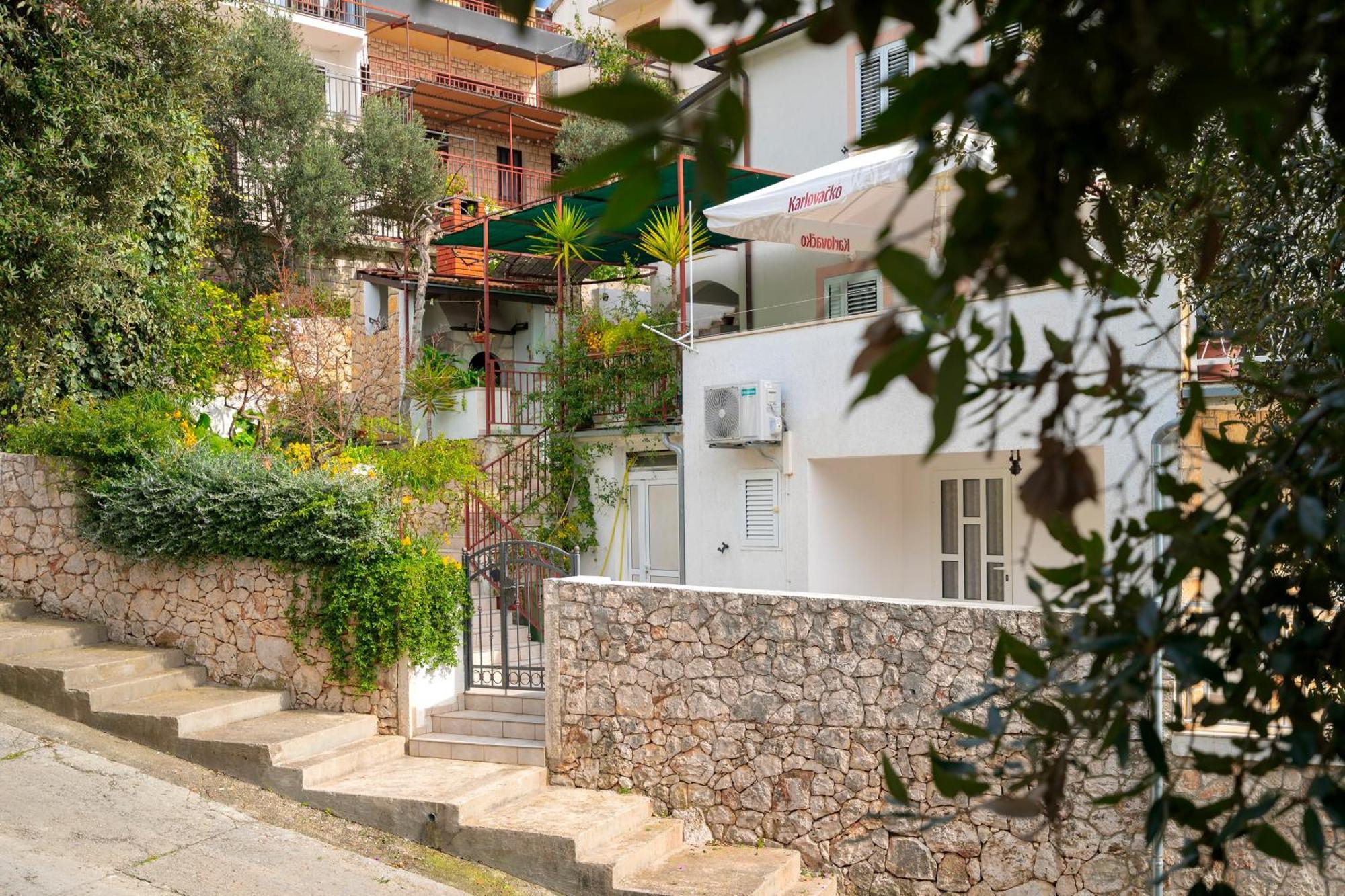Lucic Apartament Hvar Town