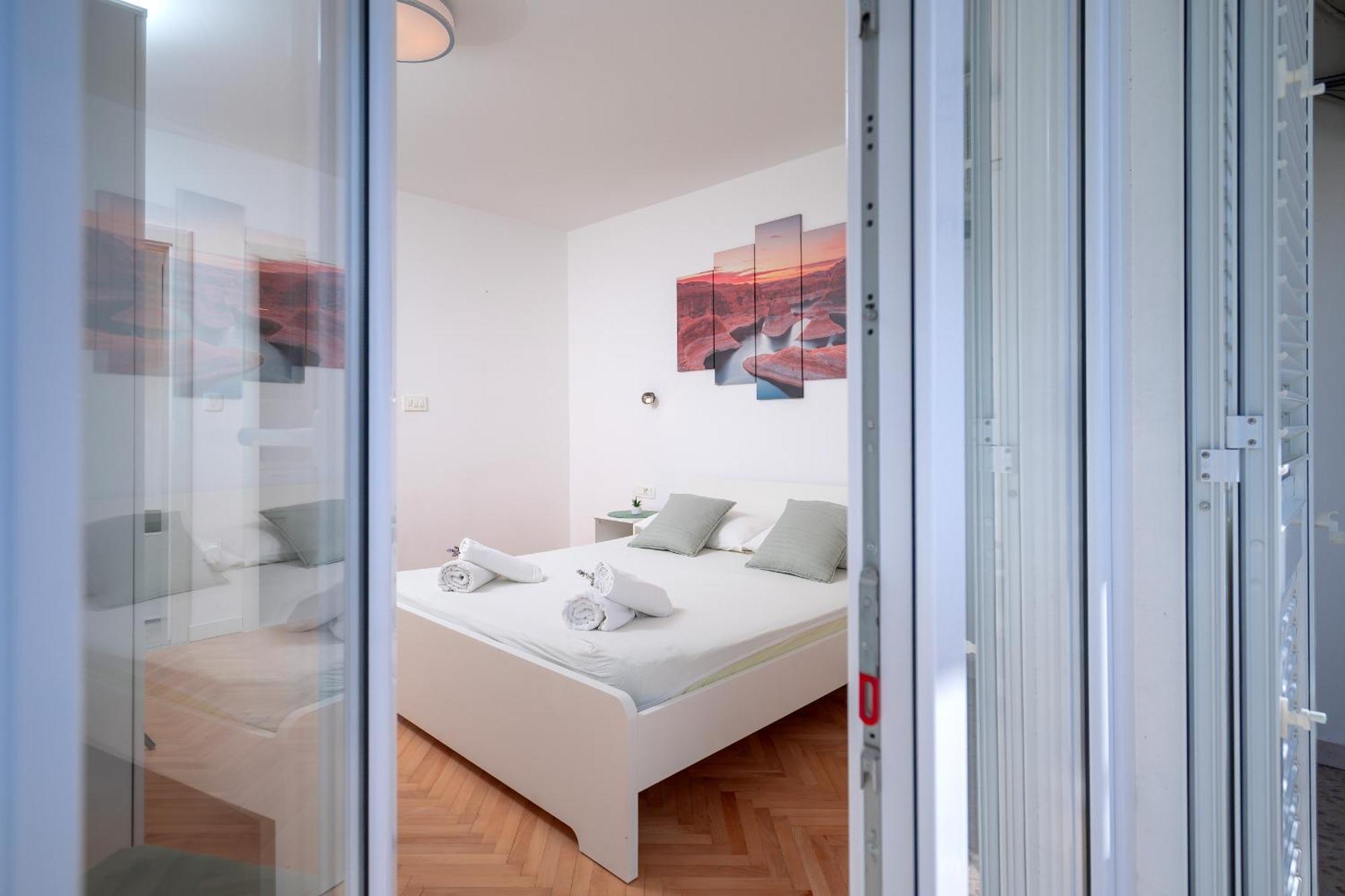 Apartment Lucic Hvar Town